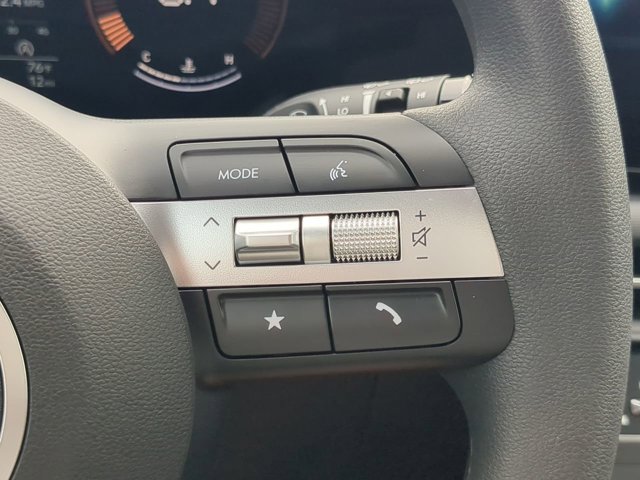 New 2025 Hyundai Tucson SE FWD image 24