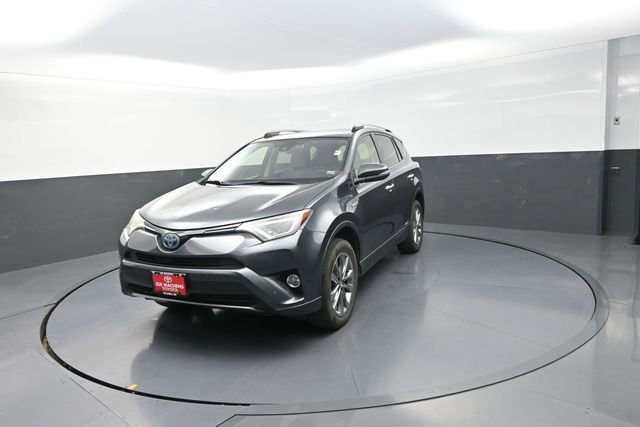 Used 2018 Toyota RAV4 Limited AWD/4WD image 35