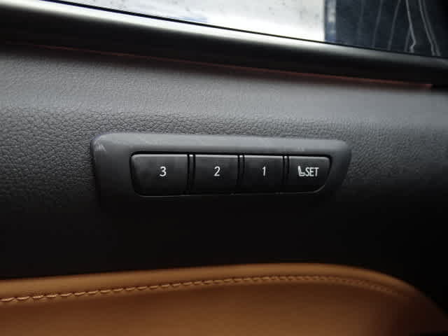 Used 2025 Lexus NX 350h AWD w/ Accessory Package (Z2) image 39