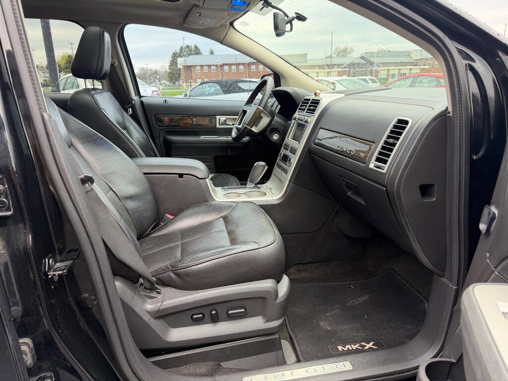 Used 2009 Lincoln MKX AWD image 11