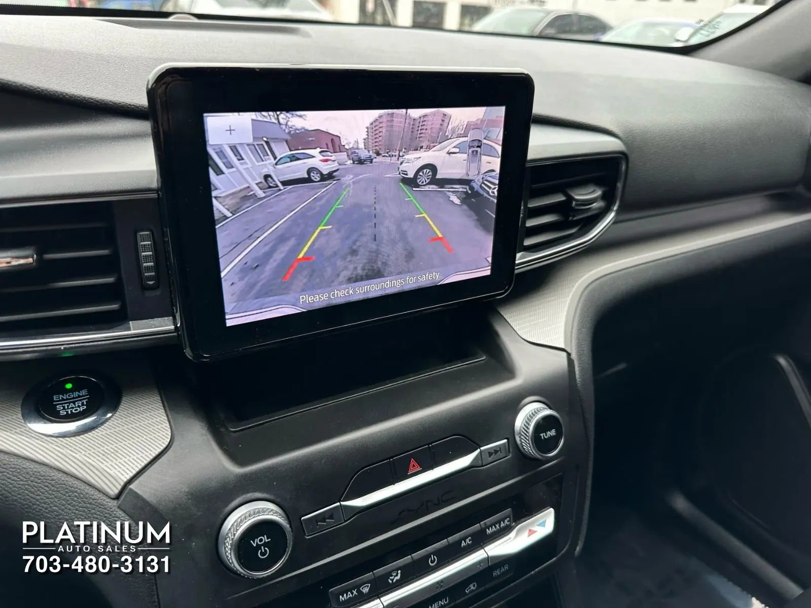 Used 2020 Ford Explorer XLT w/ Equipment Group 202A image 11