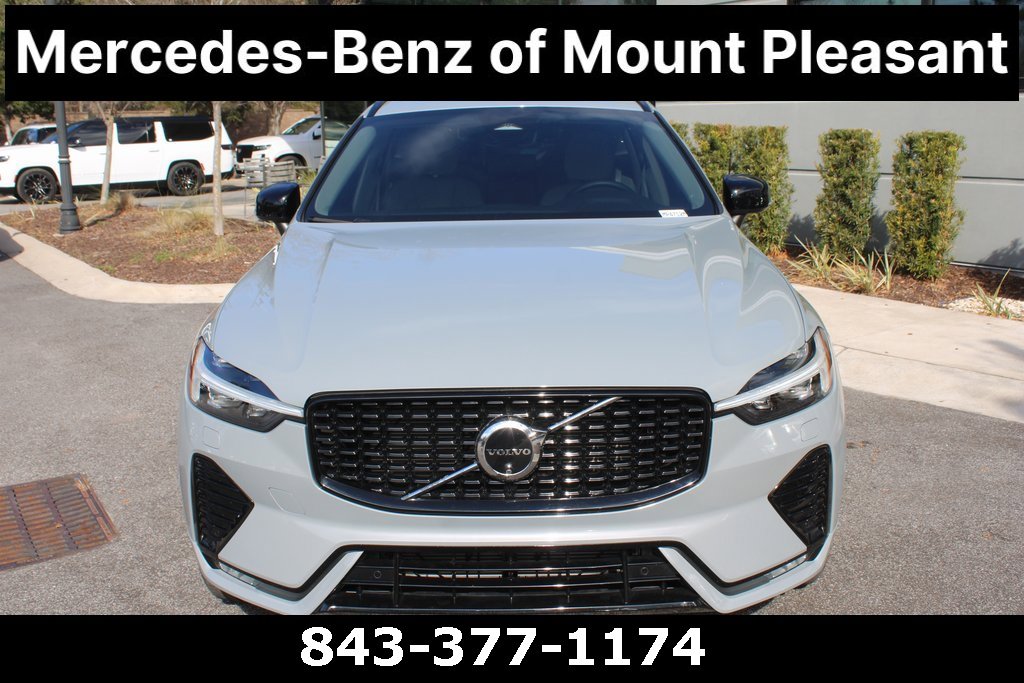 Used 2025 Volvo XC60 B5 Plus w/ Protection Package Premier image 15