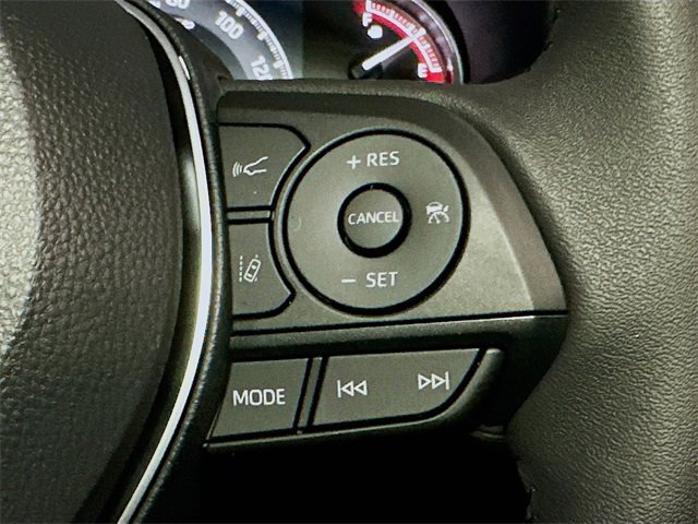 New 2025 Toyota RAV4 XLE image 29