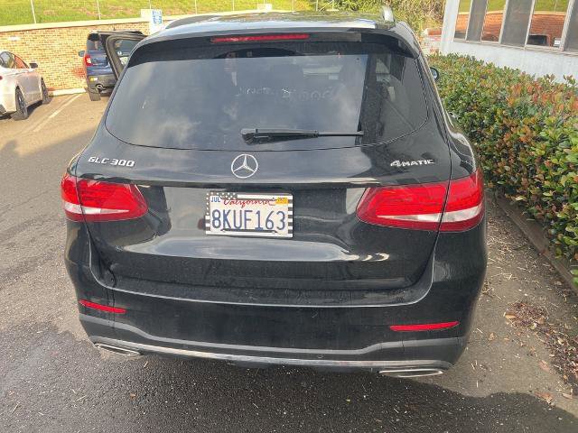 Used 2019 Mercedes-Benz GLC 300 4MATIC image 2