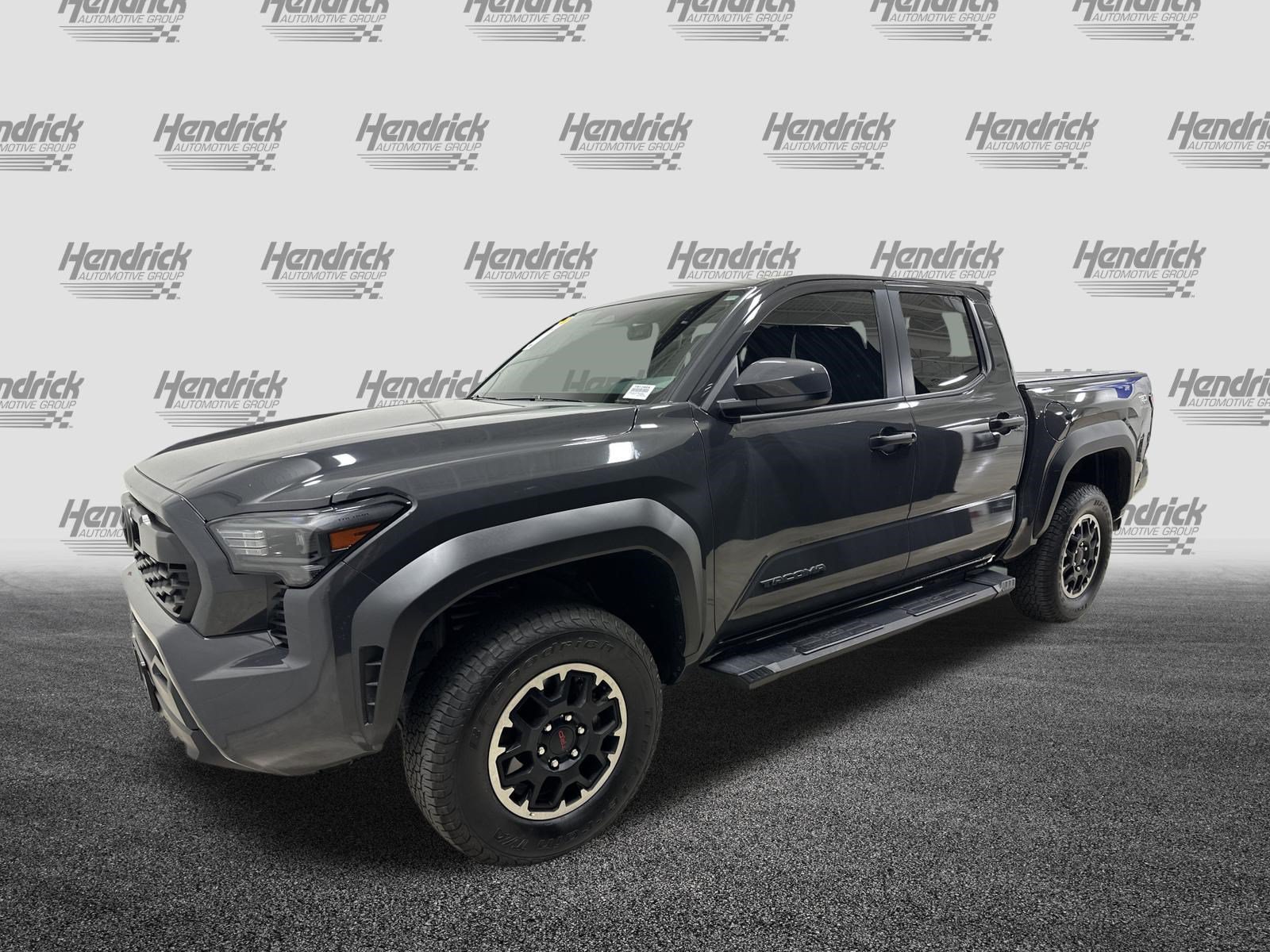 Used 2024 Toyota Tacoma TRD Off-Road AWD/4WD image 5