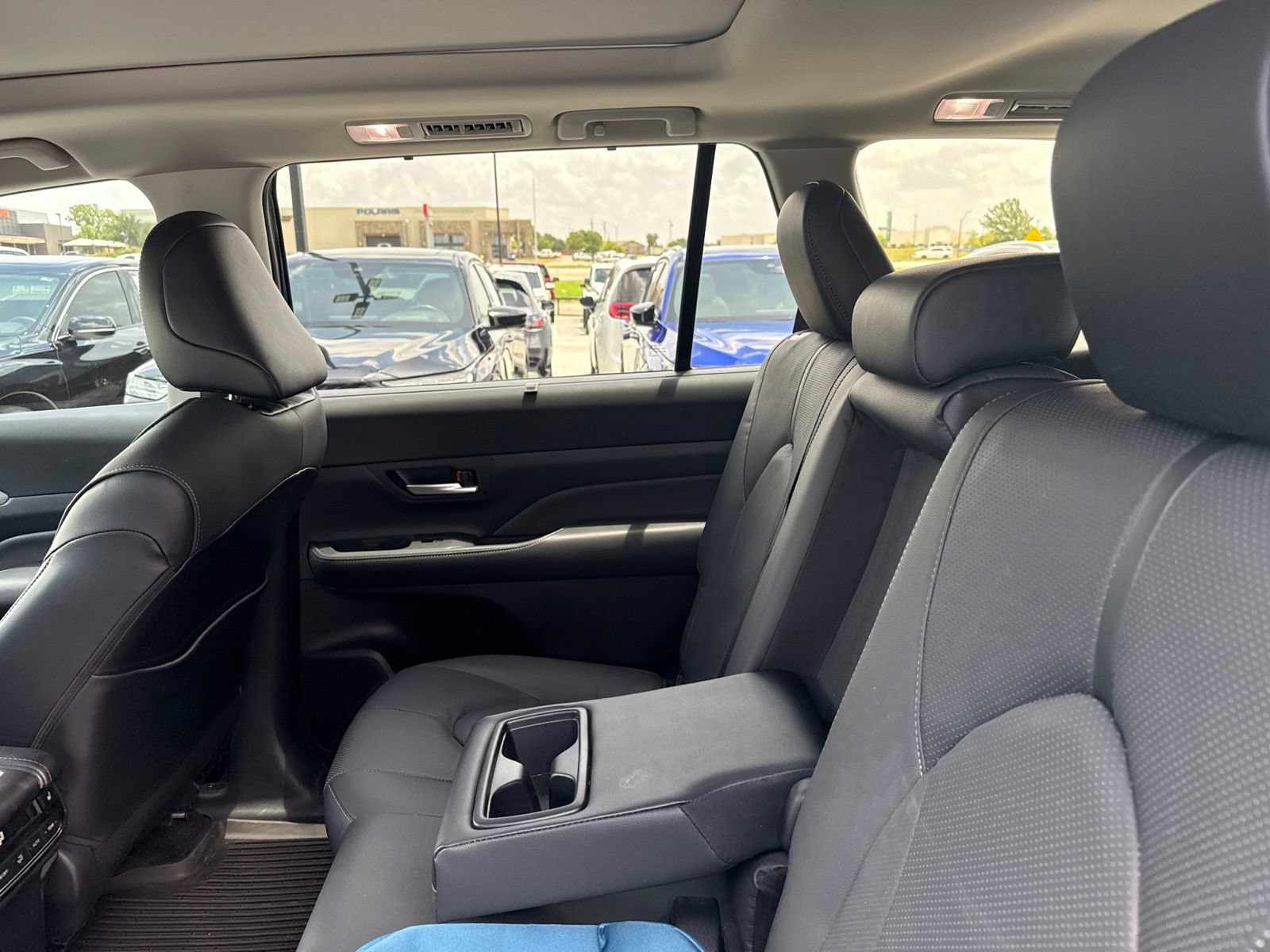 Used 2025 Toyota Grand Highlander FWD image 7