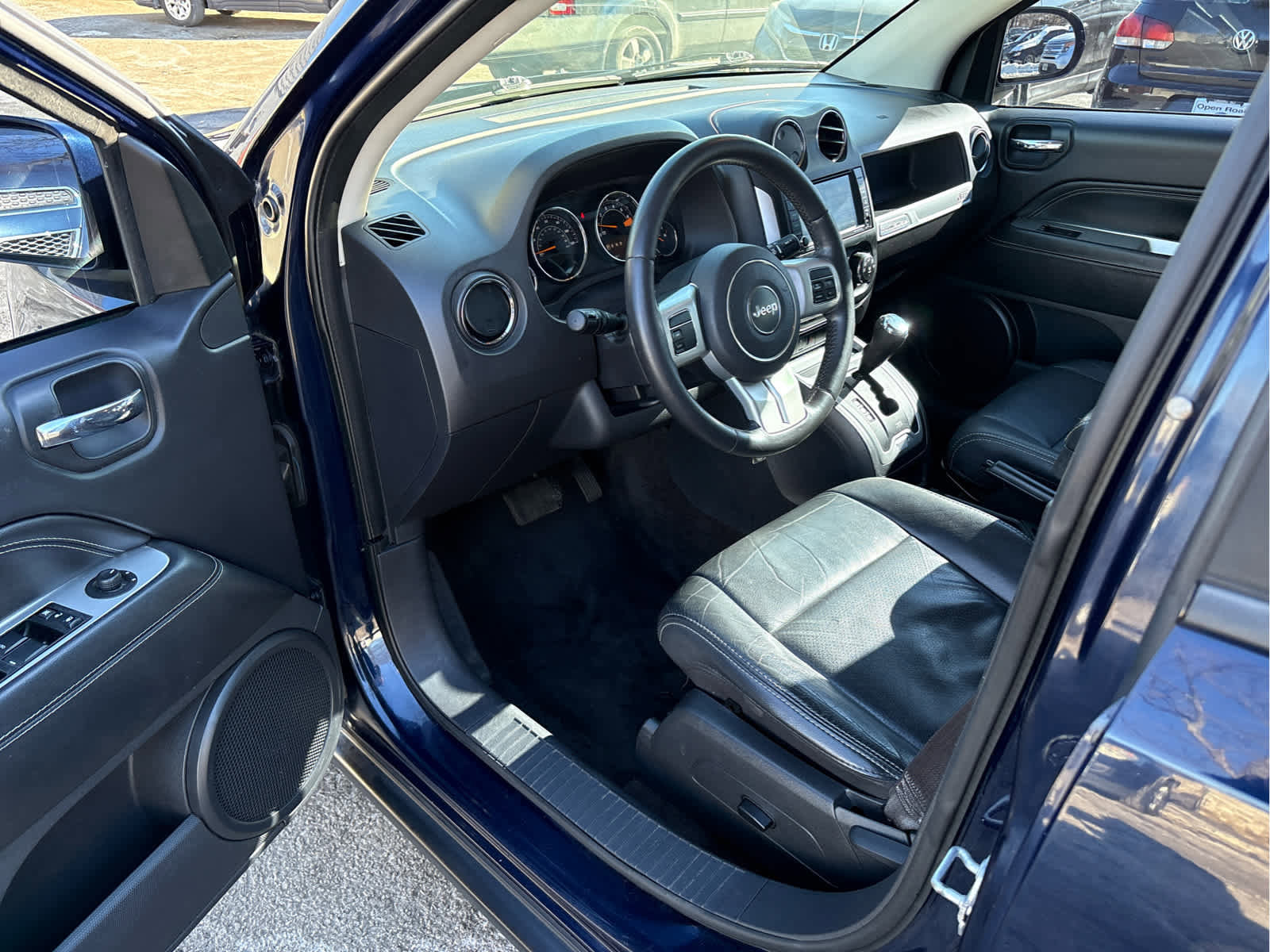 Used 2015 Jeep Compass High Altitude image 14