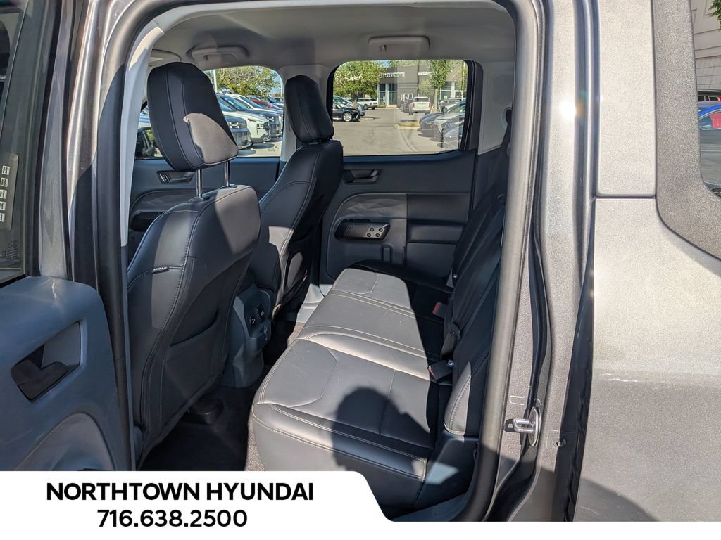 Used 2023 Ford Maverick Lariat w/ Lariat Luxury Package AWD/4WD image 28
