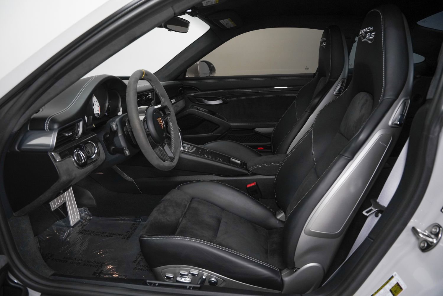 Used 2019 Porsche 911 GT3 RS RWD image 35