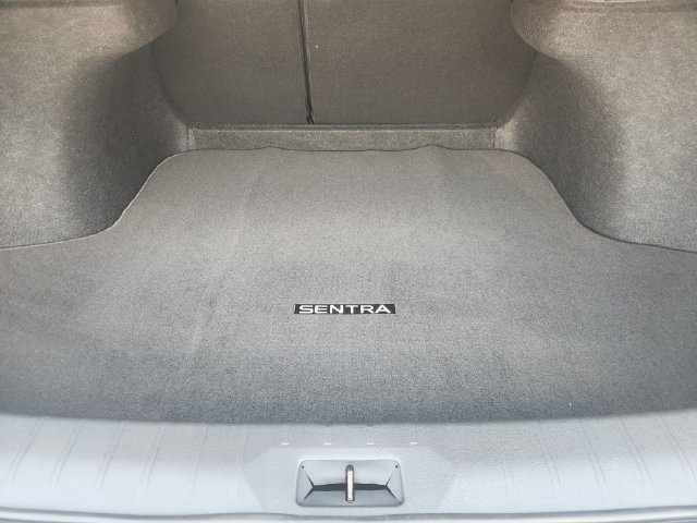New 2027 Nissan Sentra SR w/ SR Premium Package FWD image 27