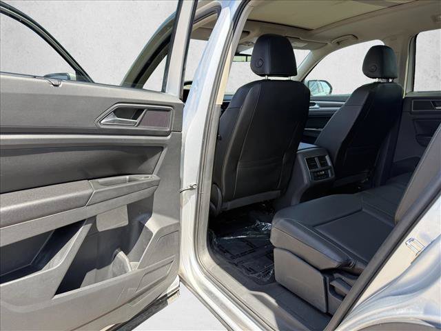 Used 2018 Volkswagen Atlas SEL FWD image 20