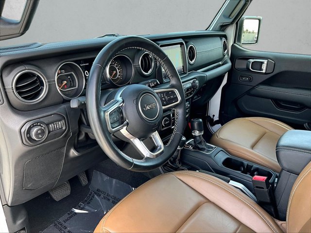 Used 2021 Jeep Gladiator Overland AWD/4WD image 14