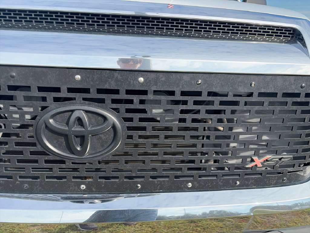 Used 2017 Toyota Tundra SR5 w/ TRD Off Road Package AWD/4WD image 32