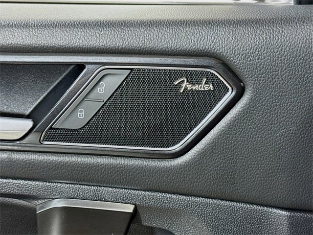 Used 2023 Volkswagen Tiguan SEL R-Line image 17