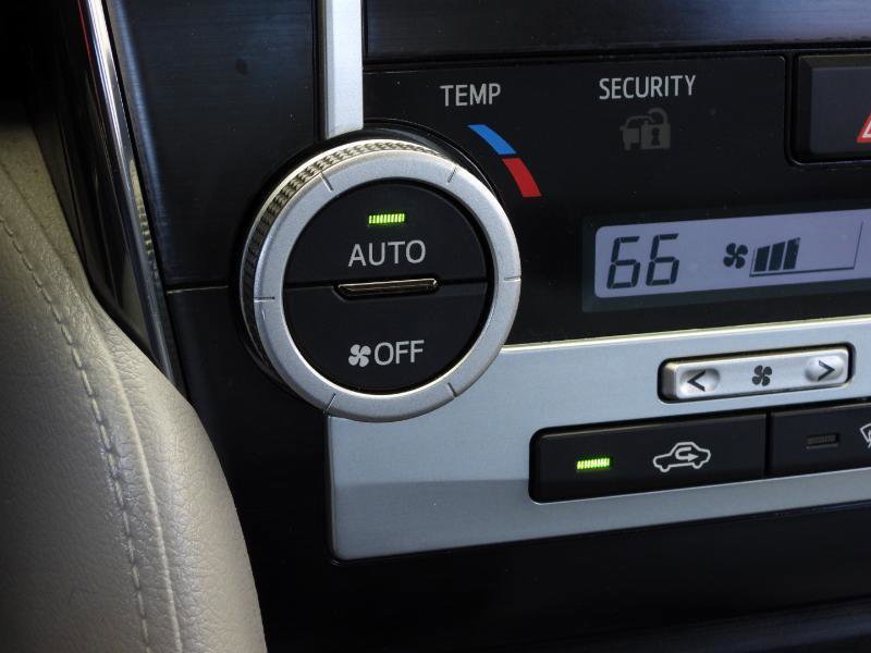 Used 2012 Toyota Camry XLE FWD image 58