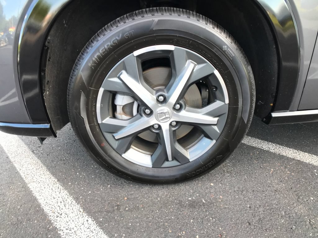 Certified 2025 Honda HR-V EX-L image 5