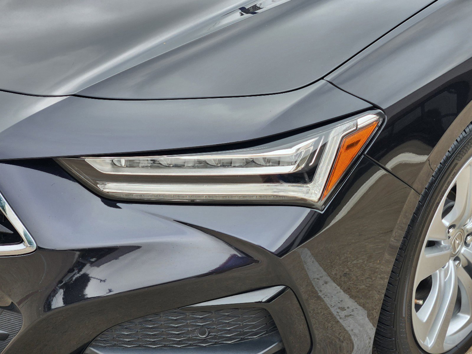 Used 2021 Acura TLX w/ Technology Package image 9