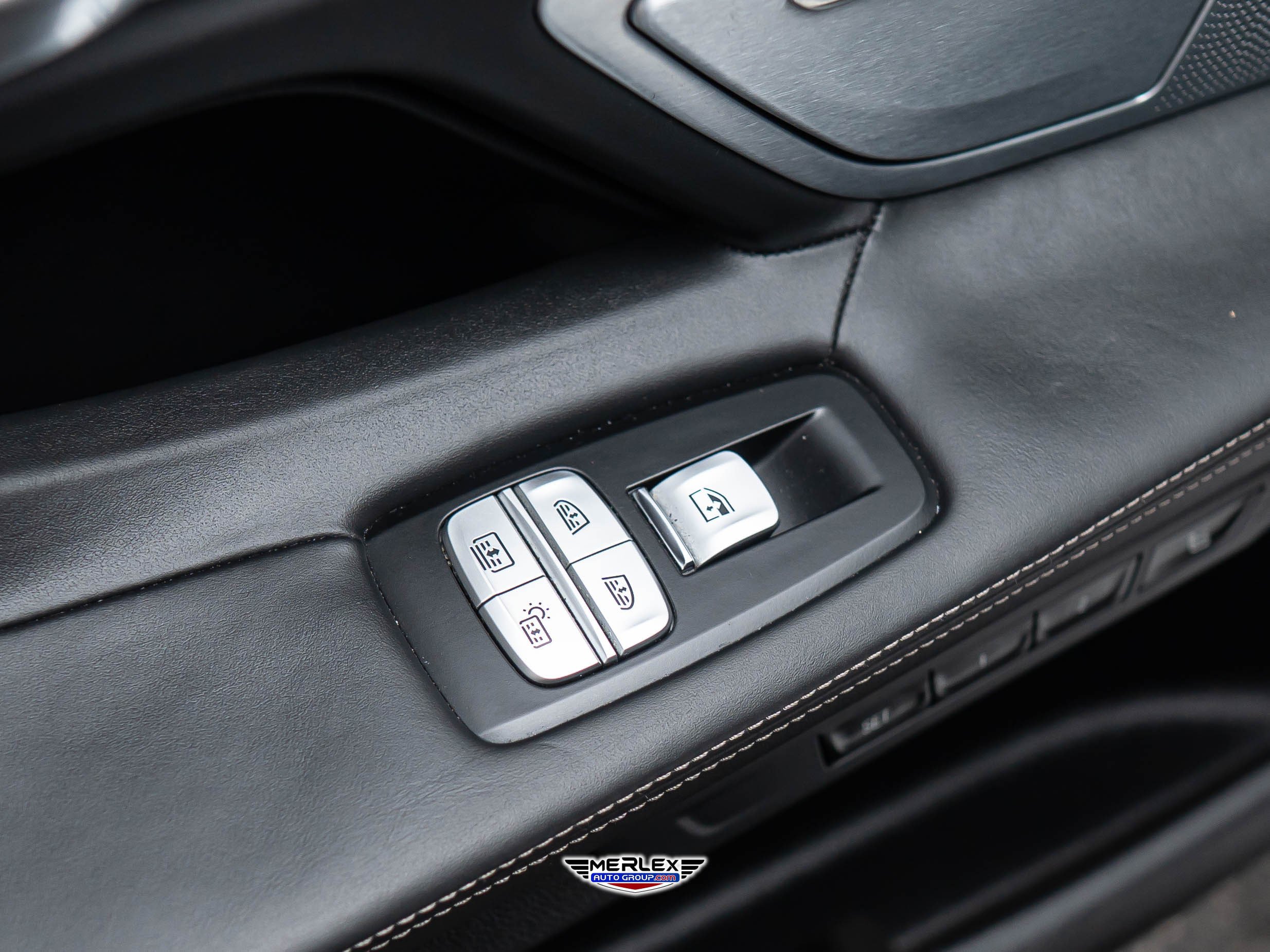 Used 2019 BMW 750i xDrive image 53
