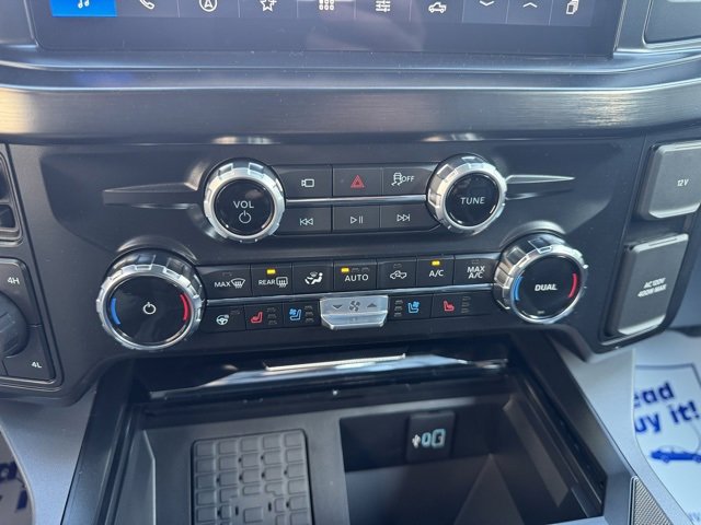 New 2026 Ford F250 Lariat w/ Lariat Premium Package image 37