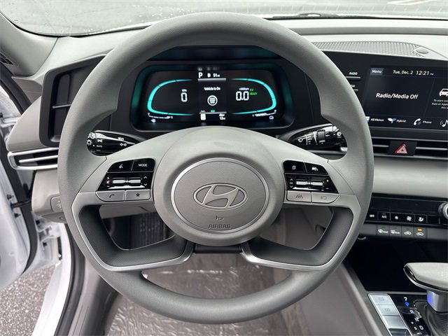New 2026 Hyundai Elantra Blue image 23
