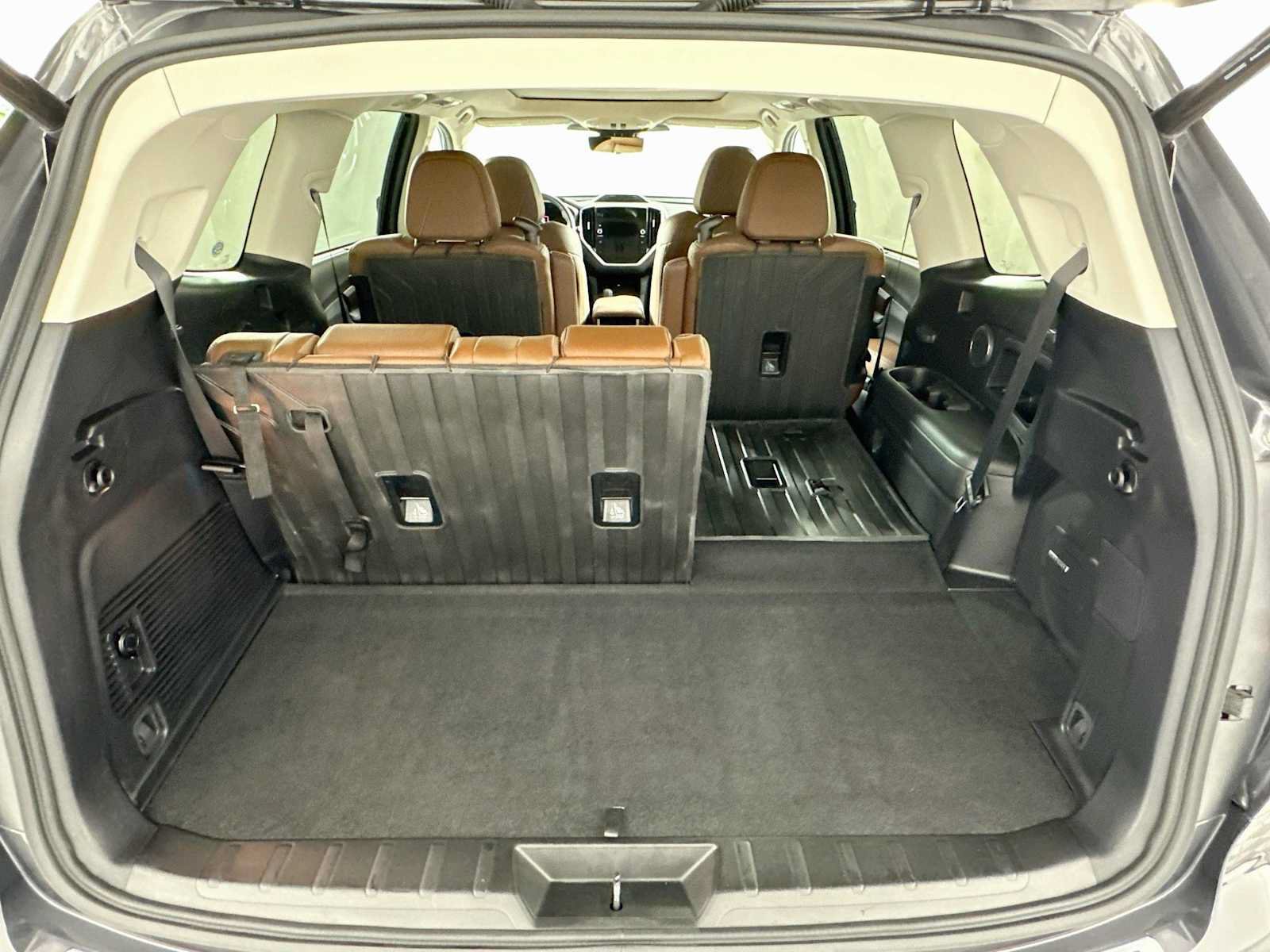 Used 2023 Subaru Ascent Touring AWD/4WD image 25