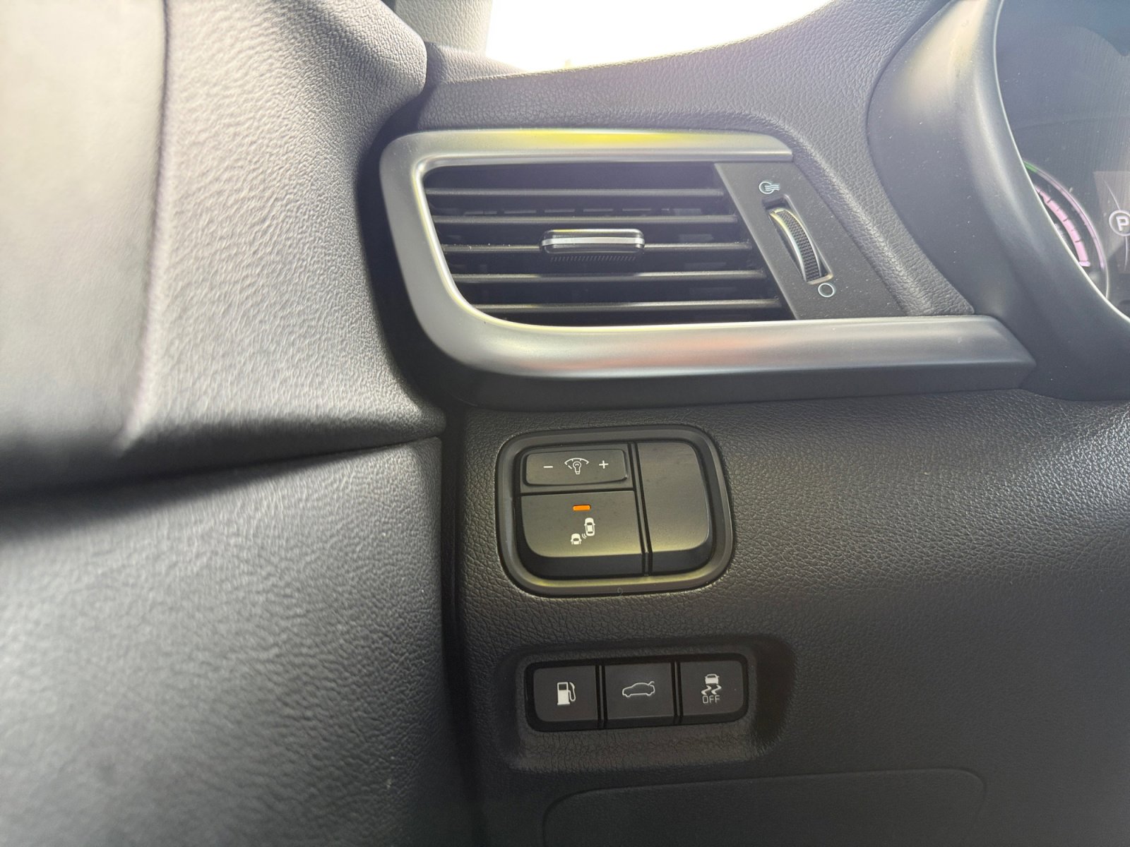 Used 2019 Kia Optima EX FWD image 19