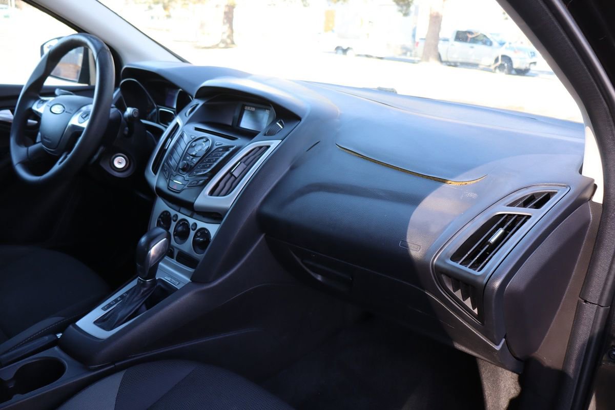 Used 2013 Ford Focus SE image 17