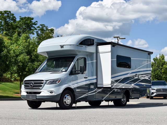 Used 2023 Mercedes-Benz Sprinter 3500 image 3