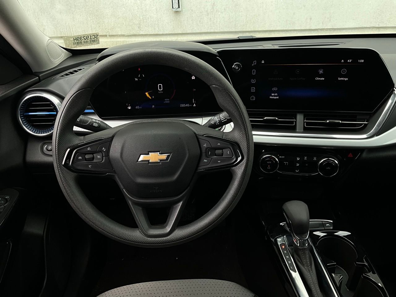 Used 2025 Chevrolet Trax LT image 13