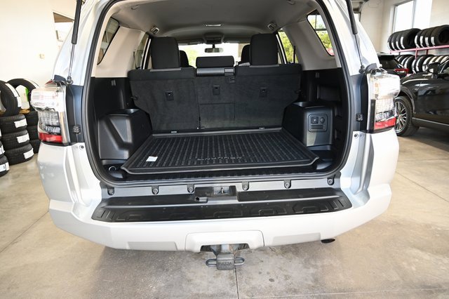 Used 2016 Toyota 4Runner SR5 image 25