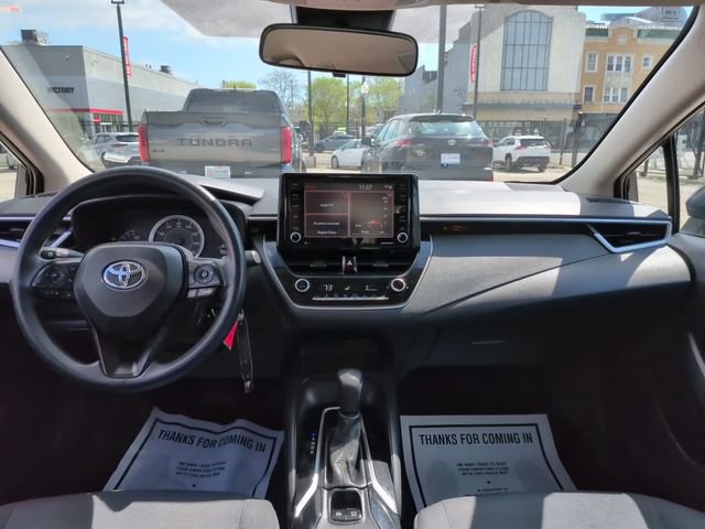 Used 2022 Toyota Corolla LE FWD image 11