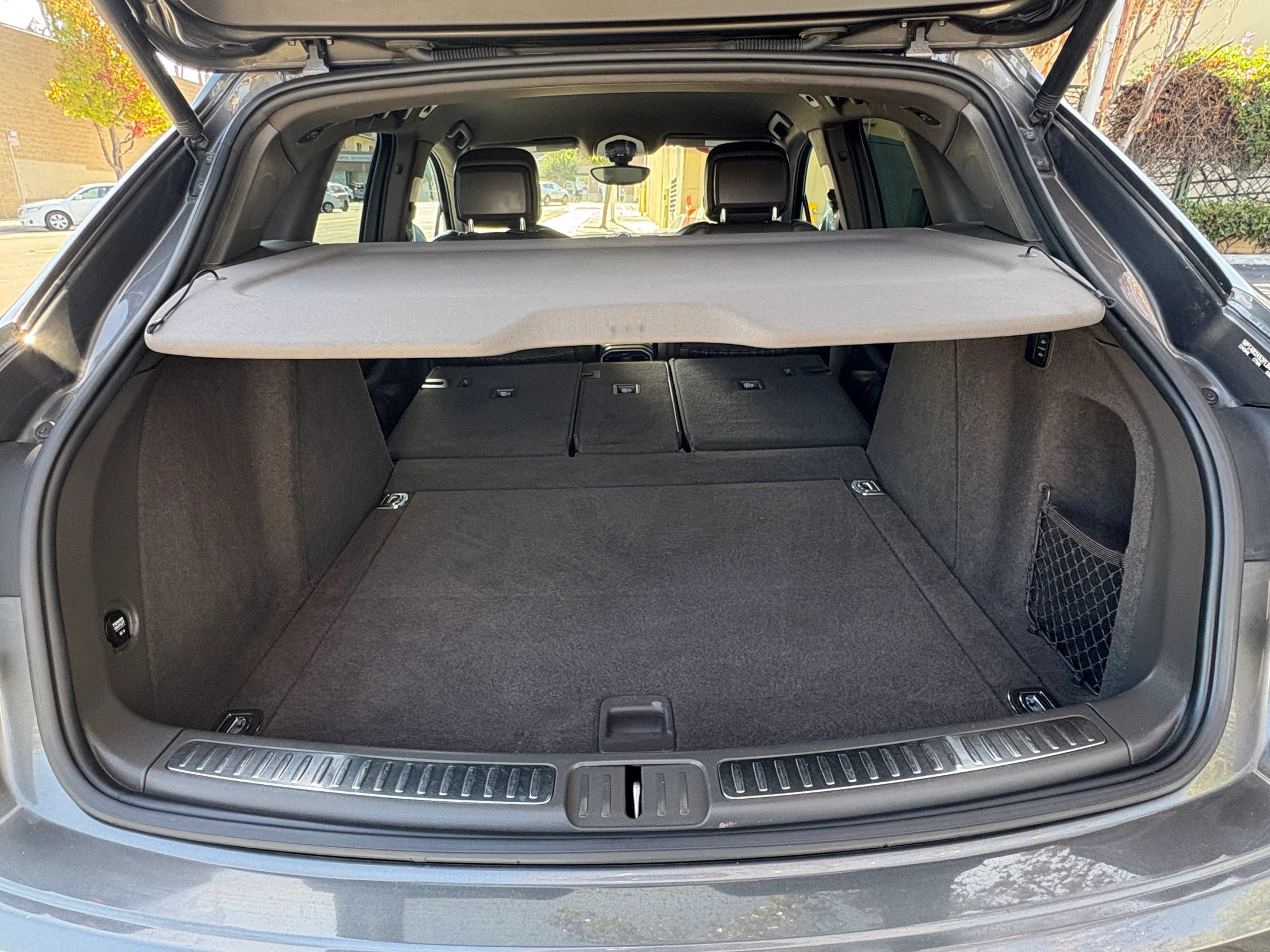 Used 2015 Porsche Macan S AWD/4WD image 24