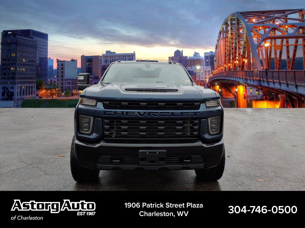 Used 2020 Chevrolet Silverado 2500 Custom w/ Custom Value Package image 8