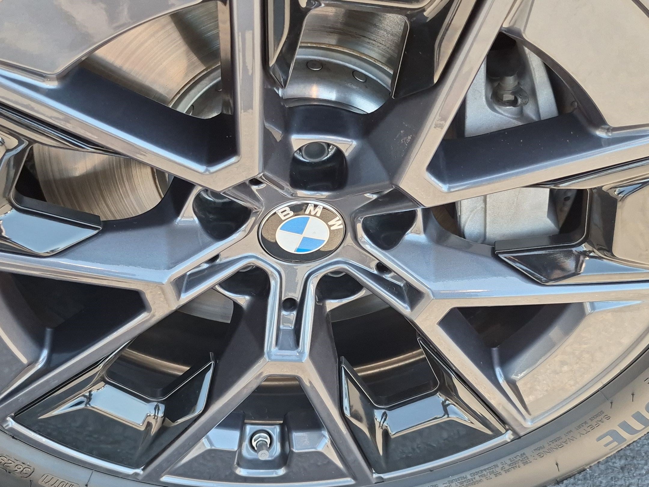 Used 2025 BMW i4 eDrive40 w/ Parking Assistance Package RWD image 24