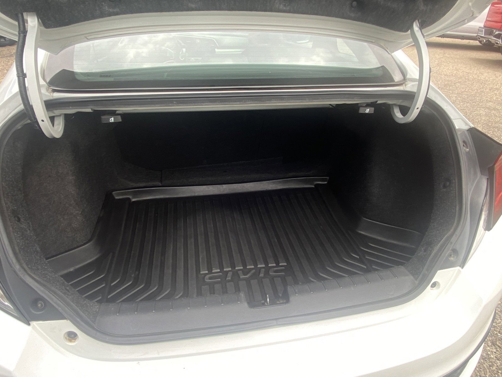 Used 2016 Honda Civic EX-T image 11