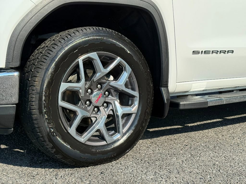 Used 2023 GMC Sierra 1500 SLT w/ SLT Premium Package image 15