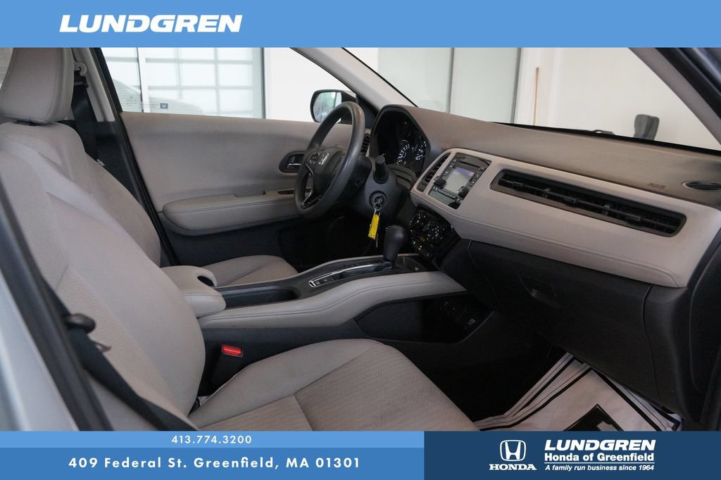 Used 2018 Honda HR-V LX image 31