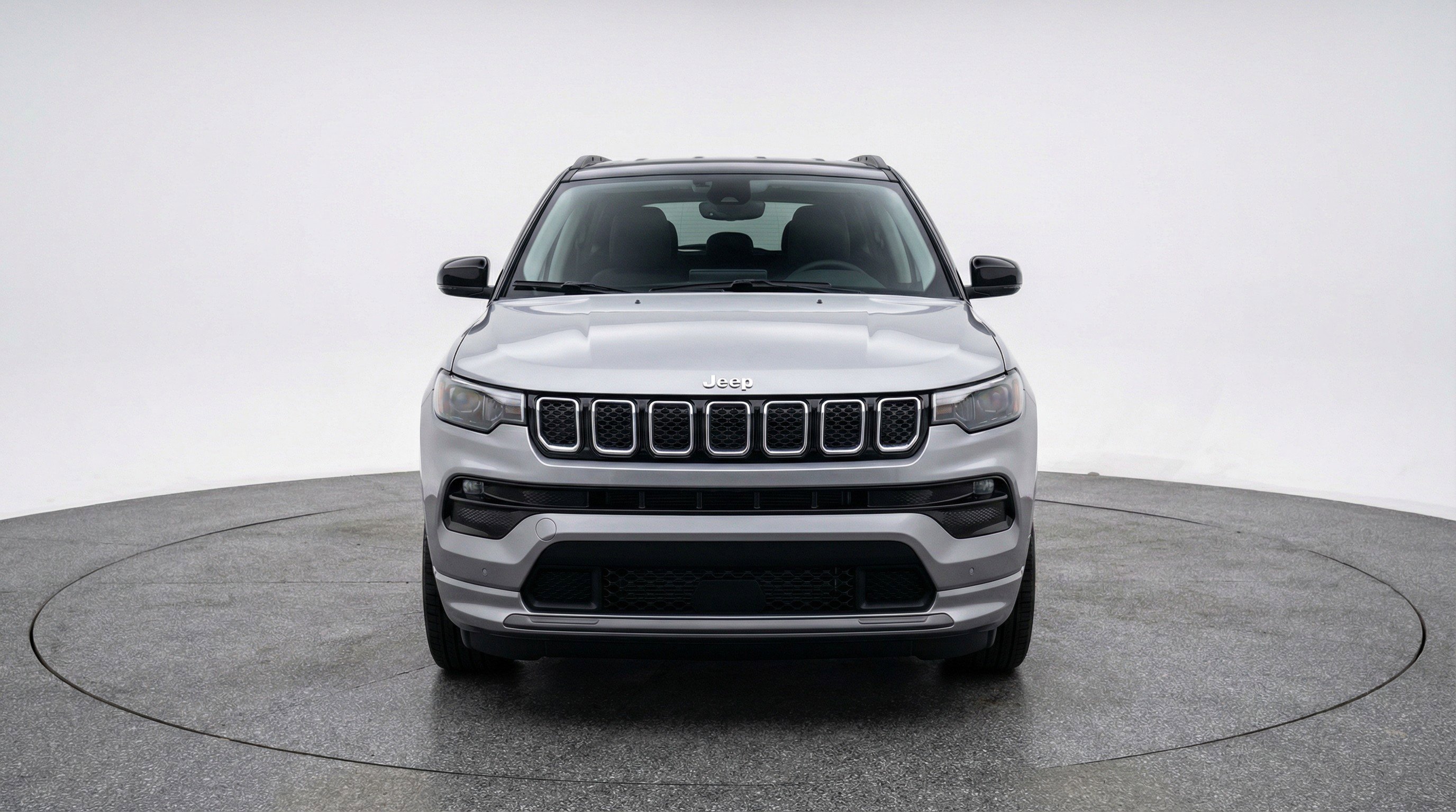 Used 2025 Jeep Compass Limited image 2