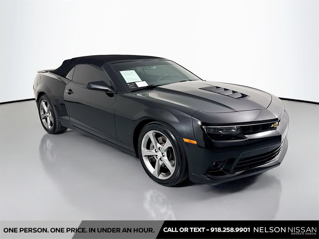 Used 2014 Chevrolet Camaro SS w/ RS Package RWD image 3