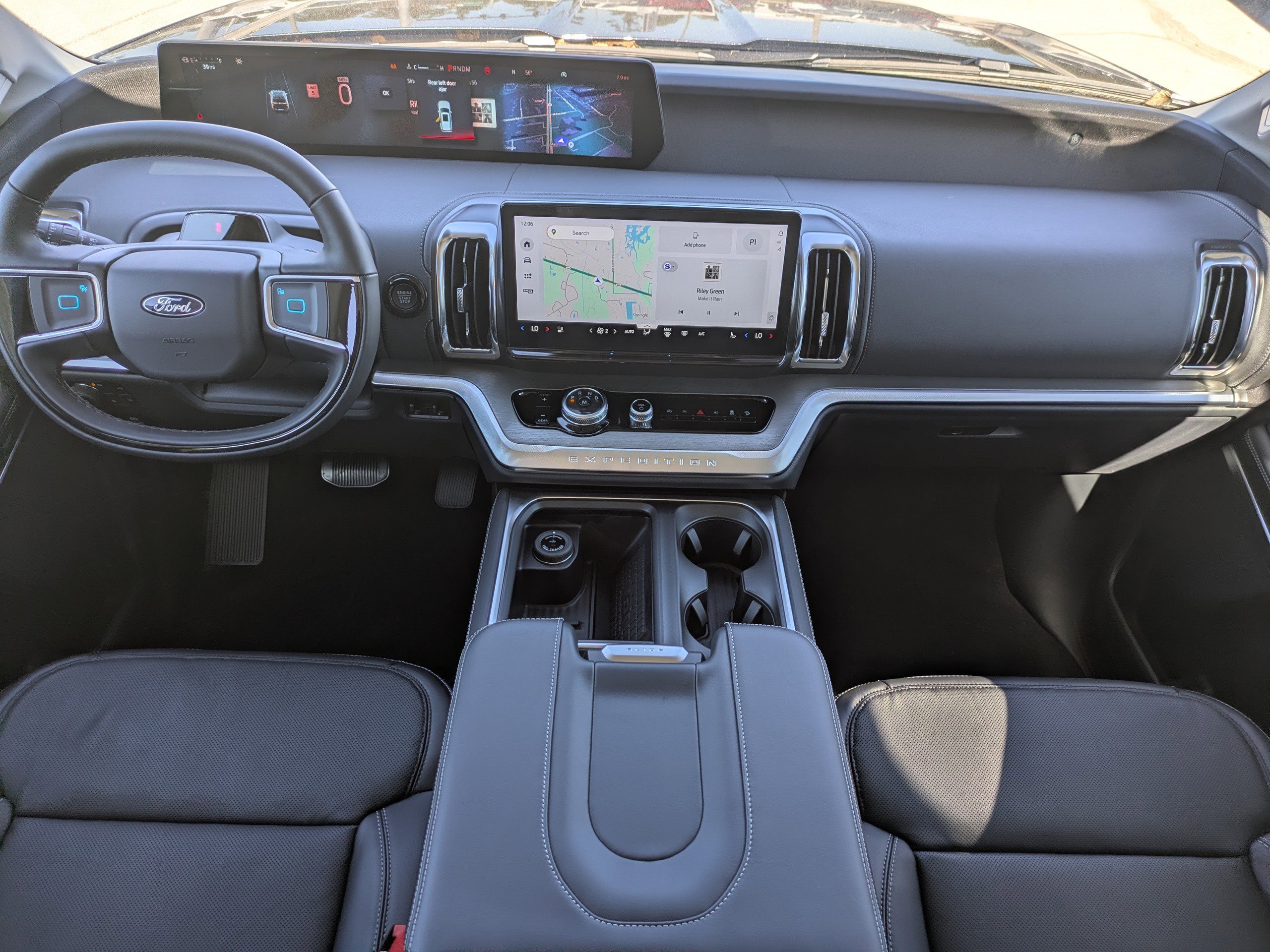 New 2025 Ford Expedition Platinum w/ Driver's Package image 18