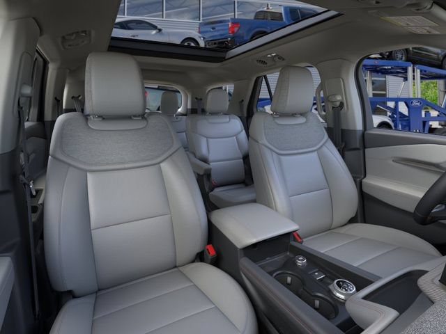 New 2026 Ford Explorer Active w/ Active Comfort Package AWD/4WD image 11