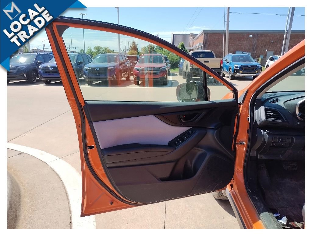 Used 2018 Subaru Crosstrek 2.0i Premium w/ Moonroof Package AWD/4WD image 12
