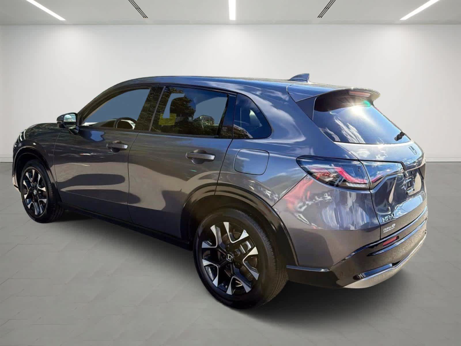 Used 2026 Honda HR-V EX-L image 3