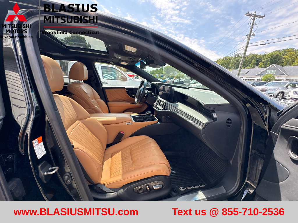Used 2023 Lexus LS 500 AWD w/ Luxury Package image 53