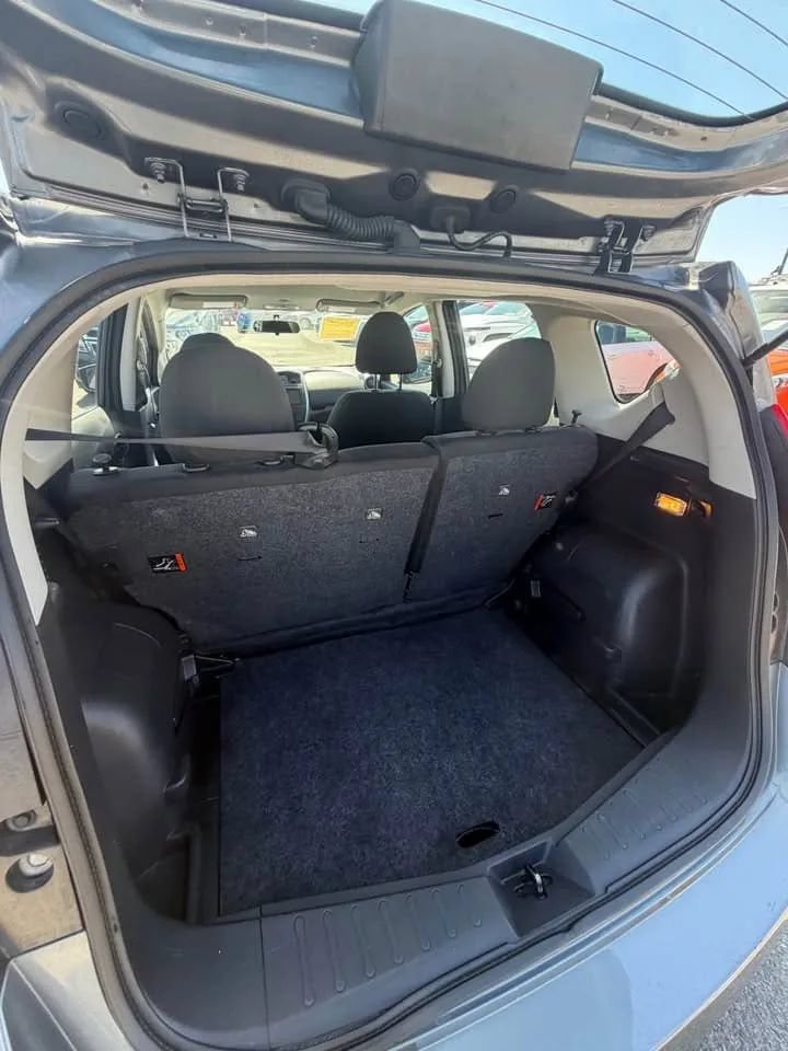 Used 2018 Nissan Versa Note S FWD image 9