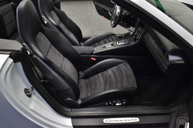 Used 2015 Porsche 911 Carrera 4 GTS AWD/4WD image 20