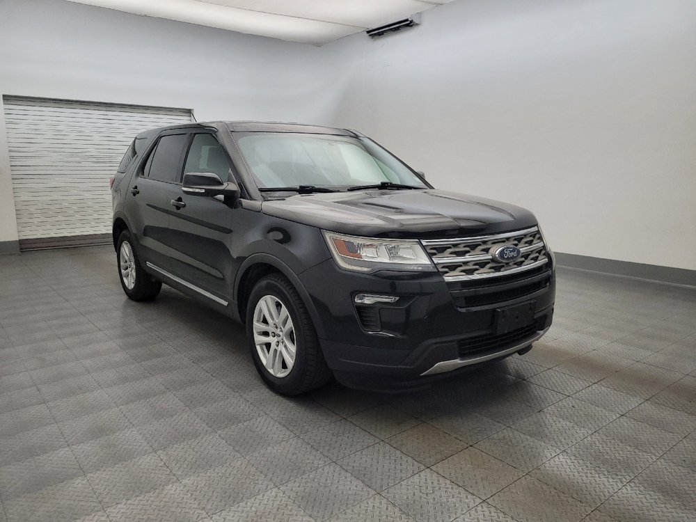 Used 2018 Ford Explorer XLT w/ Equipment Group 201A FWD image 13