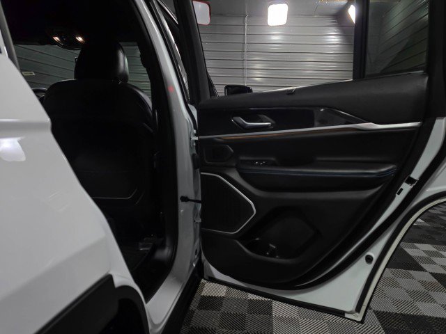 Used 2022 Jeep Grand Cherokee Trailhawk w/ Advanced Protech Group II image 37