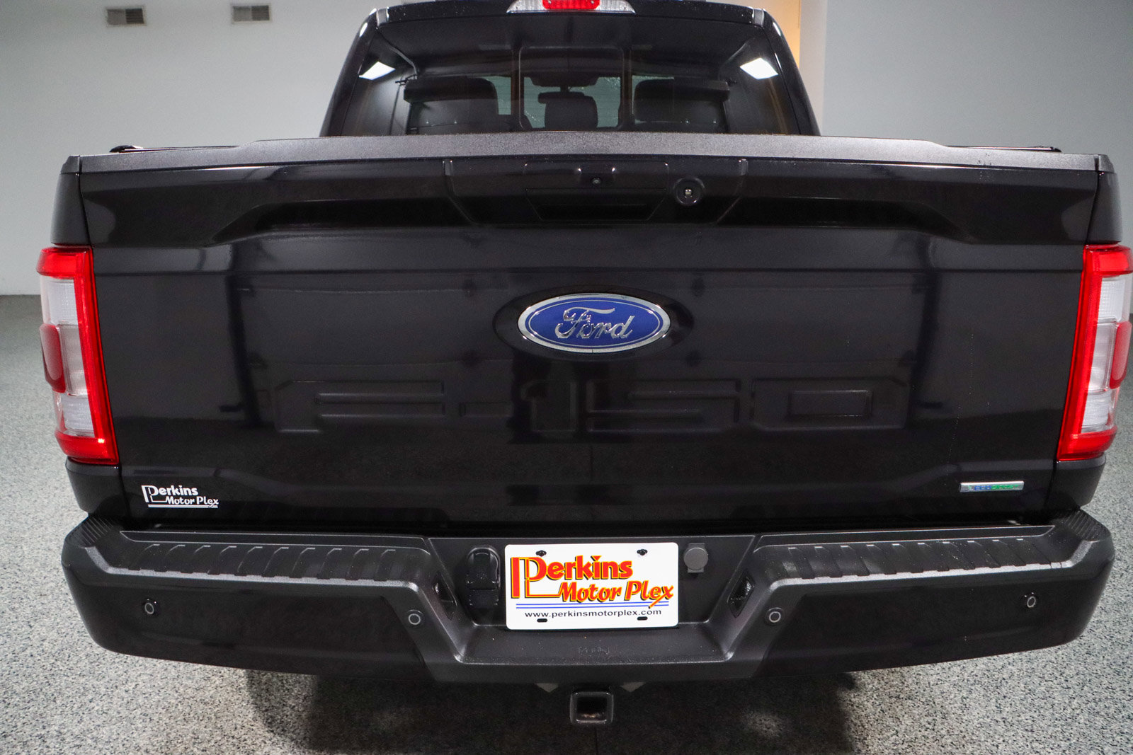 Used 2023 Ford F150 Lariat w/ Equipment Group 502A High image 8