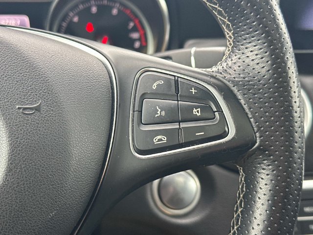 Used 2018 Mercedes-Benz GLA 250 4MATIC image 23